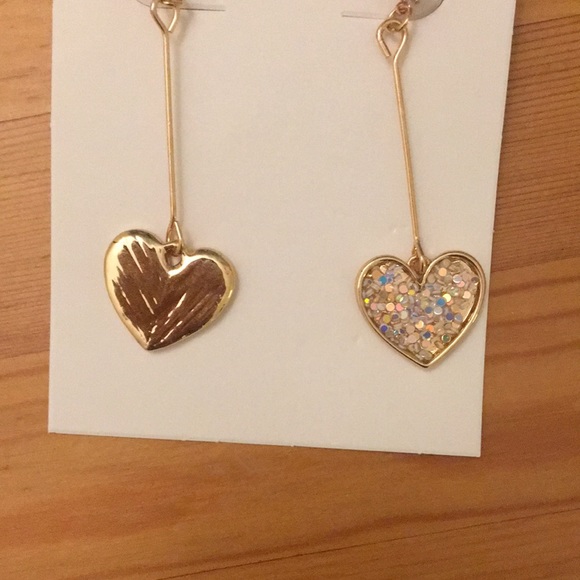 Gorgeous crystal rhinestone + glitter heart💗drop earrings - Picture 6 of 8